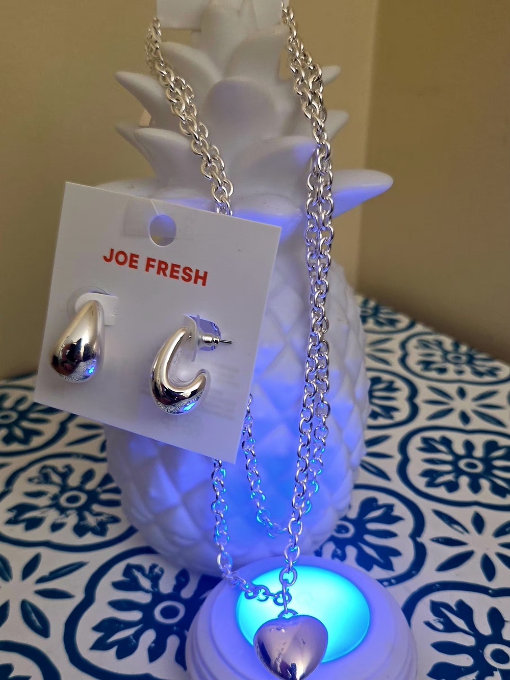 Joe Fresh Silver Heart Pendant Necklace with Silver Hoop Drop Earrings